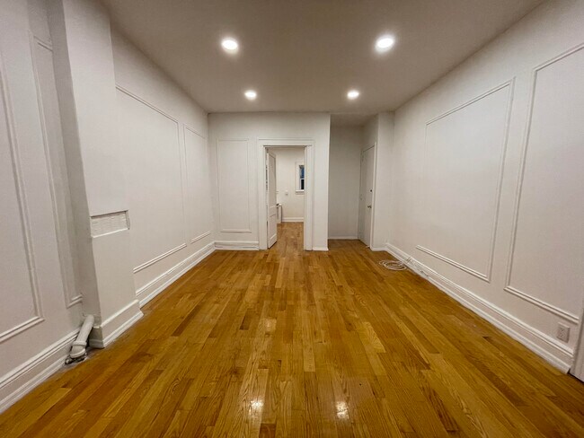 Photo - 18228 Hillside Ave