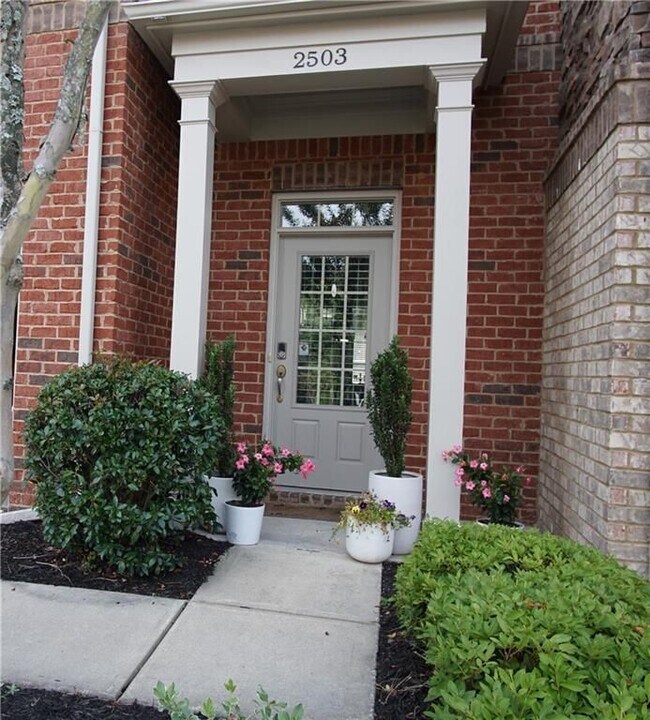 Photo - 2503 Norwood Dr SE