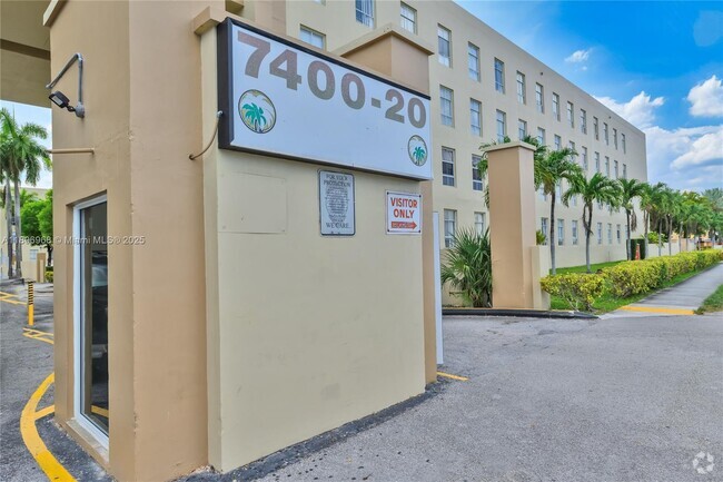 Building Photo - 7400 W 20th Ave Unit 321 Rental