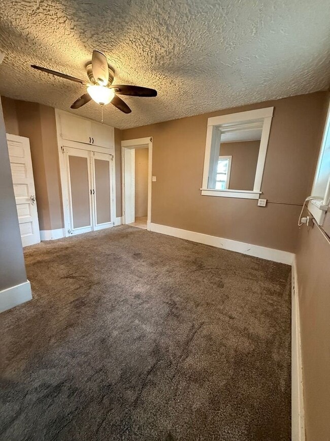 Photo - Clean Studio Apartment