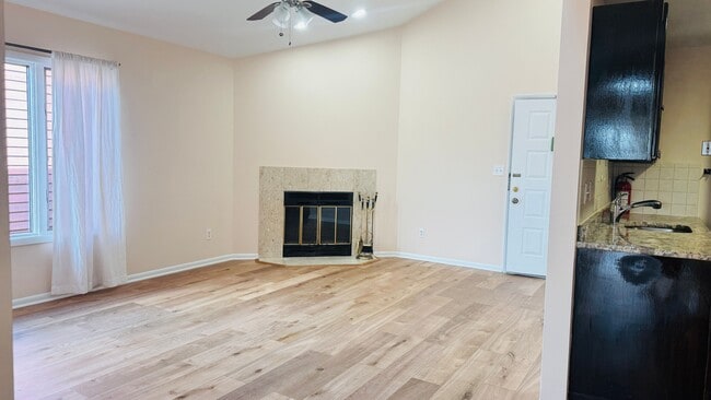 Photo - 2427 Washington Ave