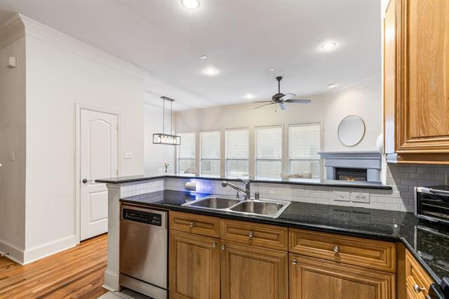 Photo - 1500 Pecos St Unit 7