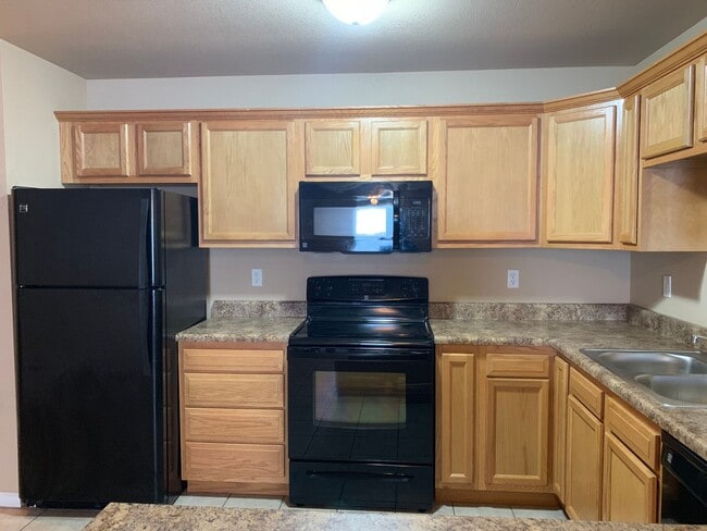 Photo - 125 Edna St Unit B