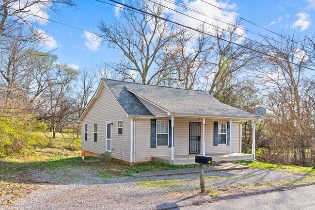 Photo - 208 Chapel St Unit A