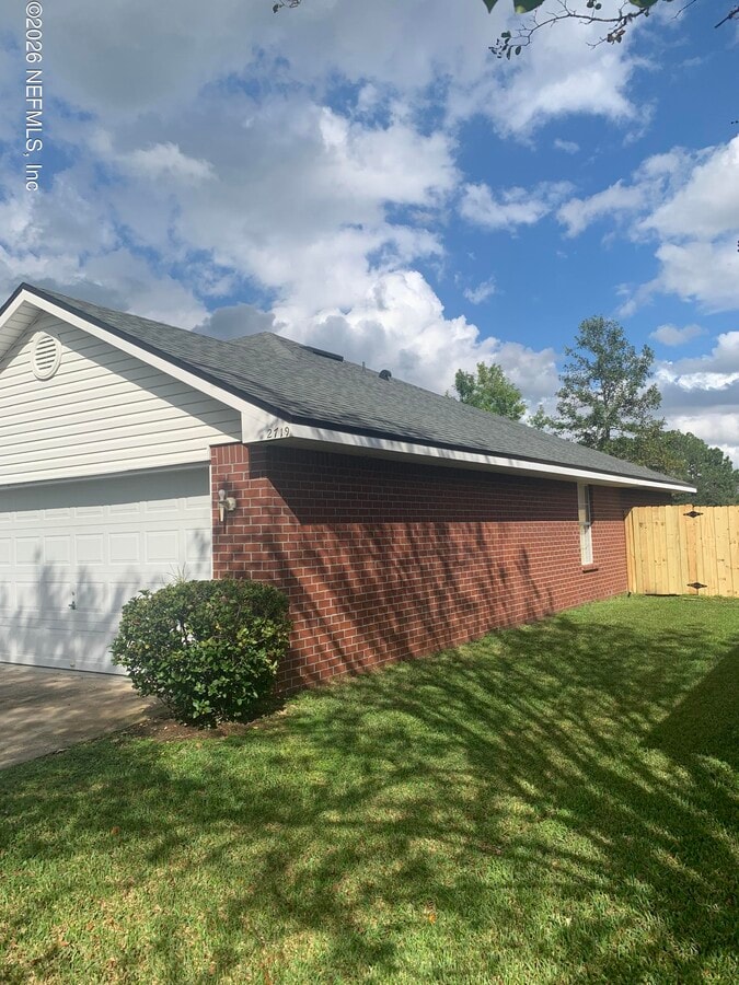 Photo - 2719 Taylor Hill Dr