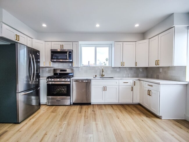 Photo - 3811 W Exposition Blvd Unit 3809