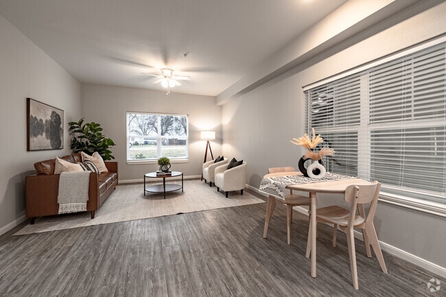 2 habitaciones, 1 baño - 1065 pies cuadrados - Sala de estar - Canopy at Wylie