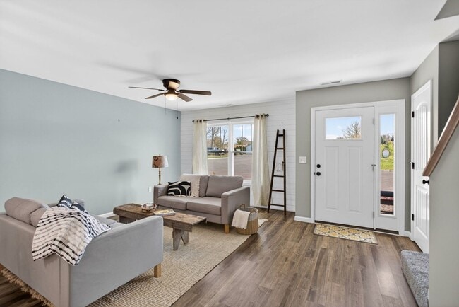 Photo - 3 Bedroom 2.5 Bathroom Townhome for Rent in Elkton!