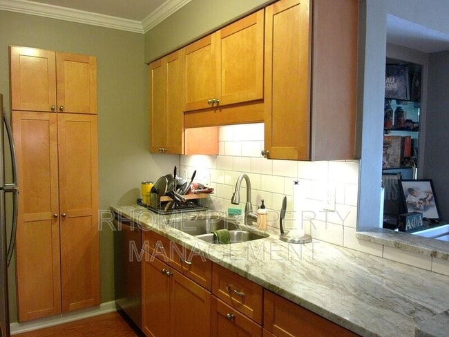 Photo - 1418 Highland Bluff Dr S E