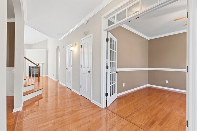 Photo - Beautiful 5 Bedroom Home in Dansforth Neighborhood