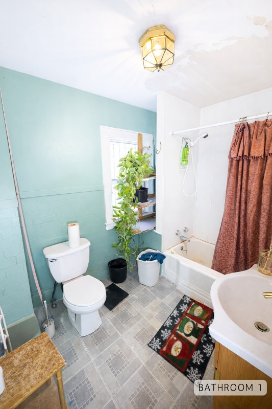 Photo - 2410 Flushing Rd