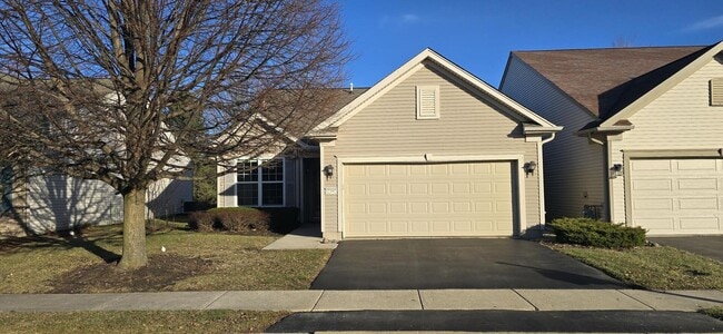 Building Photo - 12392 Wedgemere Dr