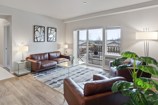 Building Photo - The Ridge at Midway Rental