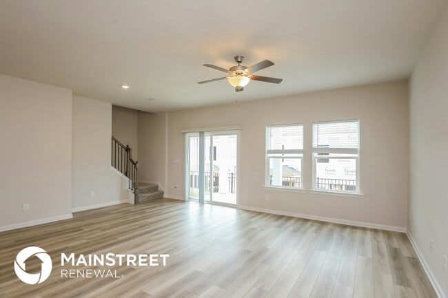 Photo - 1347 Sunny Lk Dr