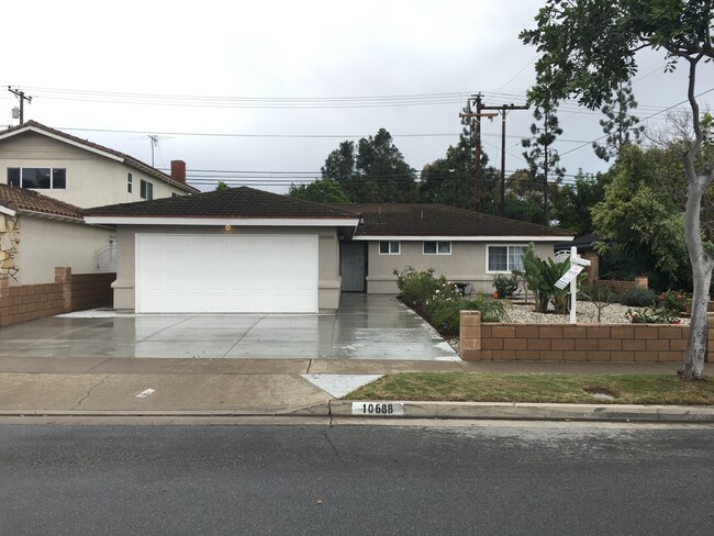 Single Story 3 Bedroom 2.5 Bath Home, - Single Story 3 Bedroom 2.5 Bath Home,