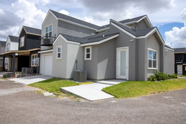 Photo - 5315 N Crown Point