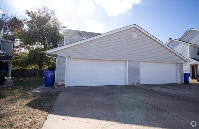 Building Photo - 1708 Jennifer Cir Rental