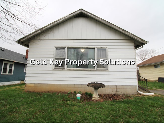 Photo - Large 2 BR 1 BA House with Family Room, Basement, Garage, and Separate Storage Building (SECTION ...