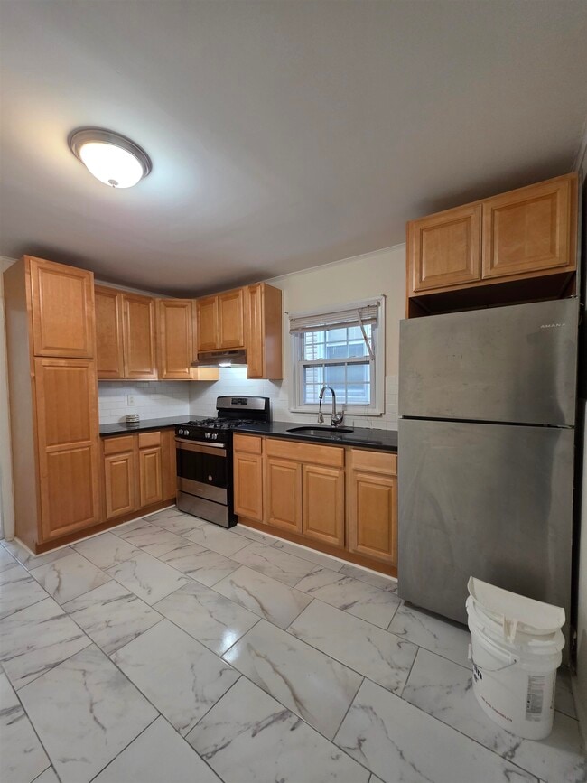 Photo - 282 Neptune Ave Unit 2
