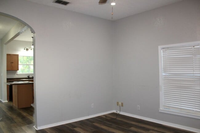 Photo - 1125 N Ollie St