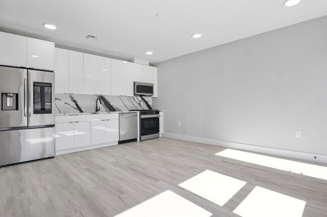 Photo - 187 Culver Ave Unit 407