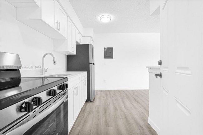 Photo - 13210 Memorial Hwy Unidad 209