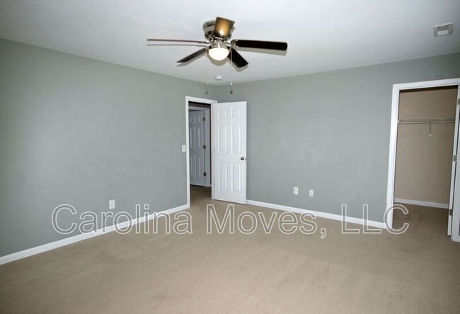 Photo - 689 Flintrock Dr