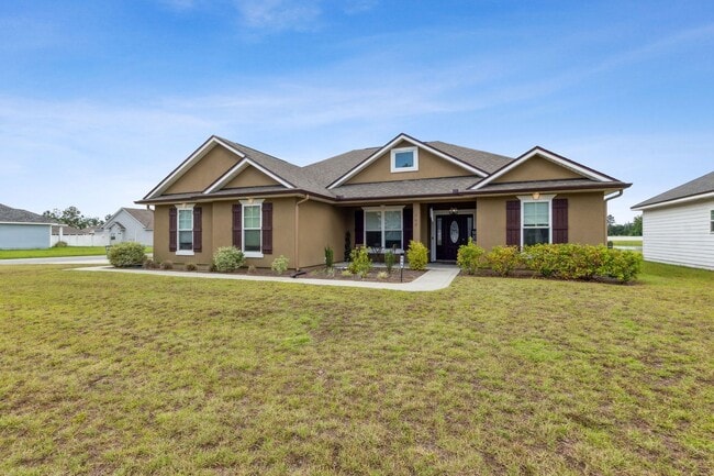 Photo - 3/2 newer home!