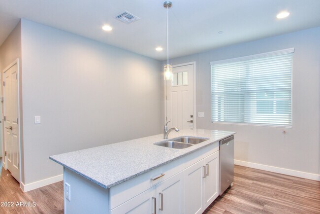 Photo - 2245 N Dayton St Unit 3