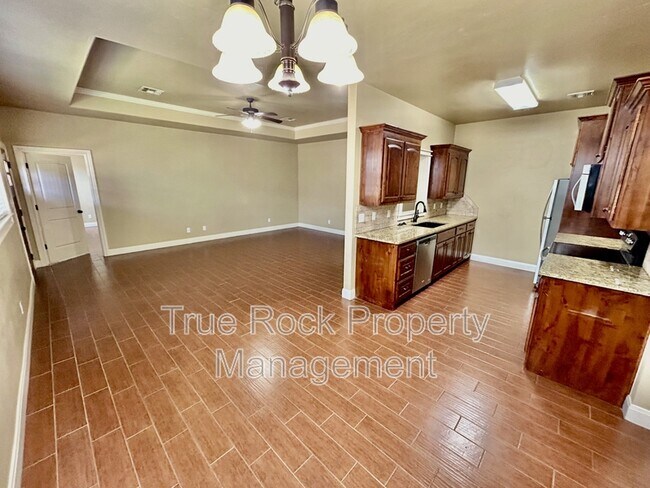 Photo - 1417 N Monte Vista St
