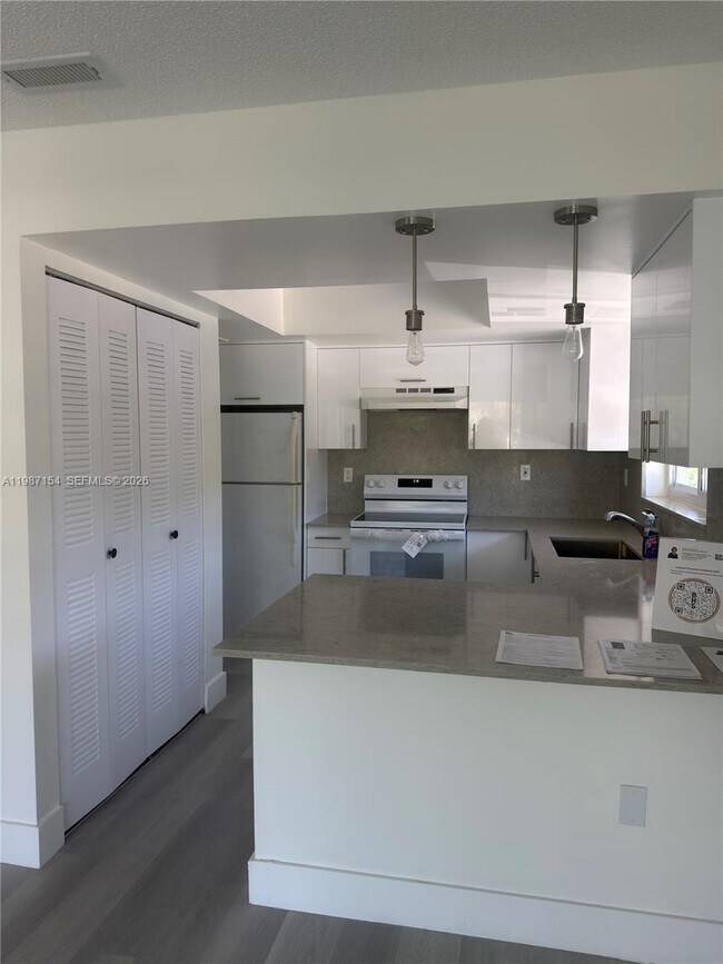 Photo - 11163 NW 7th St Unit 201-19