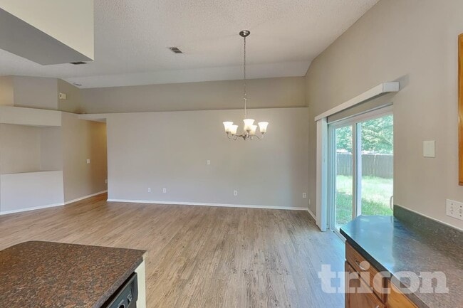 Photo - 1576 Palmstone Dr