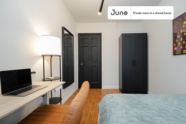 Room in Shared 3 bed/1 bath home in Chinatown