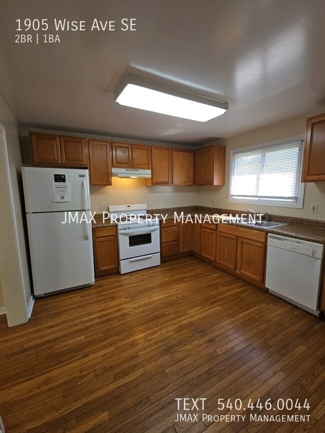 Photo - 1905 Wise Ave SE