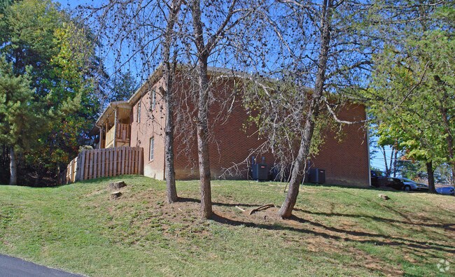 Lado exterior - The Brownstone I