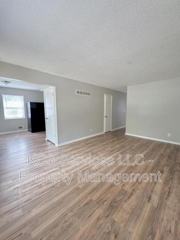 Photo - 1023 SW Kingscross Rd
