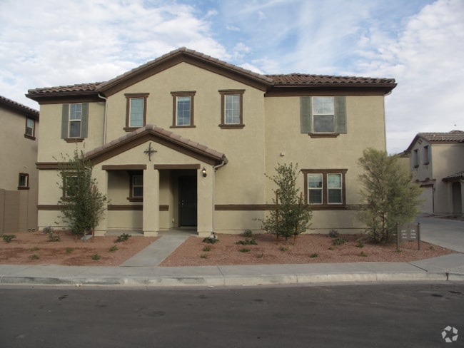 Building Photo - 2949 S Colorado St Rental