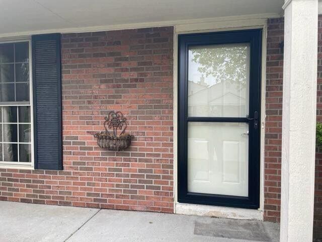 Photo - 1581 Dover Hill N