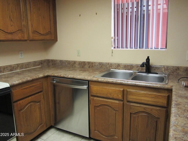Photo - 12212 N Paradise Vlg Pkwy S Unit 208