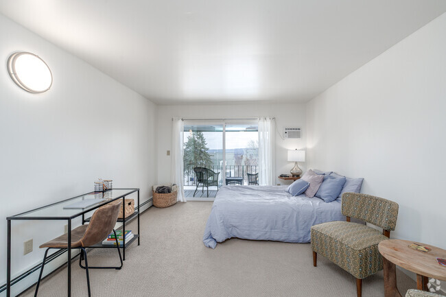 Interior Photo - Hudson Heights Studios Utilities Included