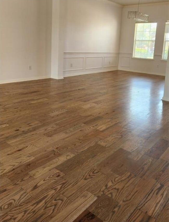 Photo - 6626 Albion Cresent Dr