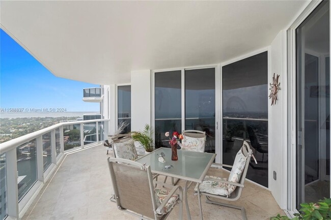 Photo - 4775 Collins Ave Unit 2404