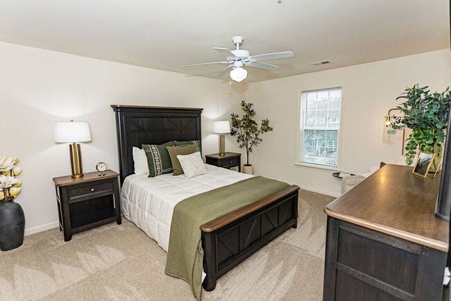 2BR/2BA: Primary Bedroom