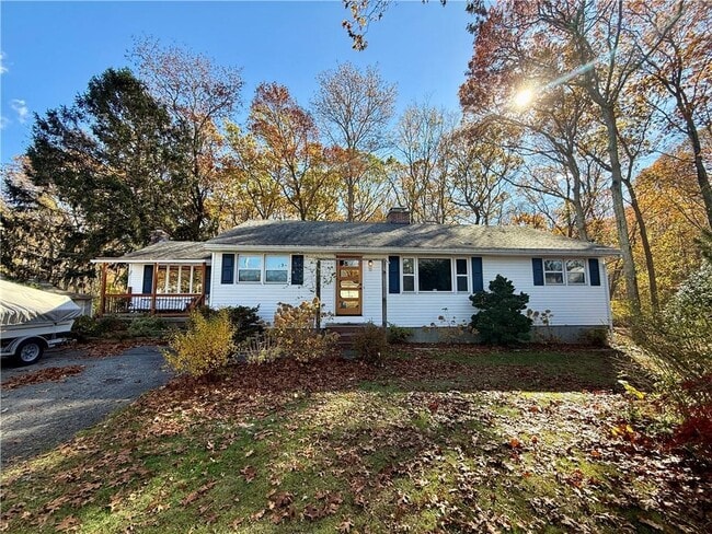 Photo - 11 Holmes St