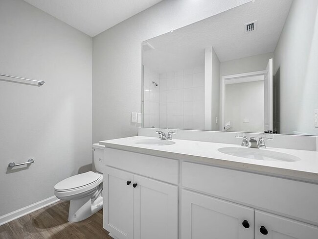 Photo - 2630 Kohn Rd