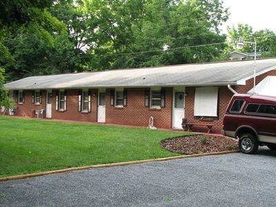 Photo - 136 Bowman Rd Apartments