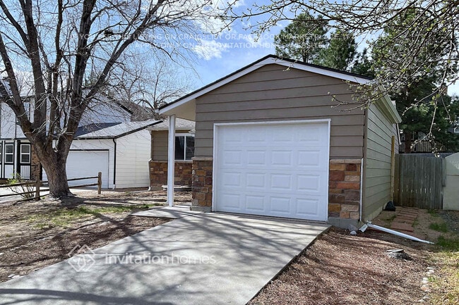 Building Photo - 4895 S Pagosa Cir