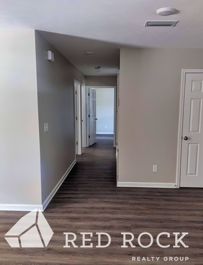 Chanticleer Apartments - Columbus, MS