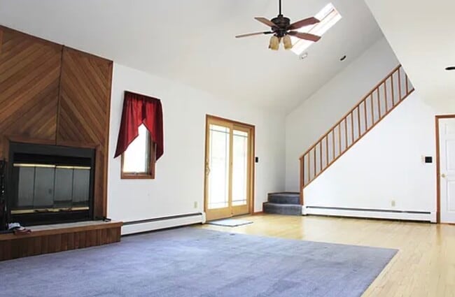 Photo - 346 W Woodside Ave