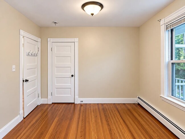 17 E Milton Rd Unit 1